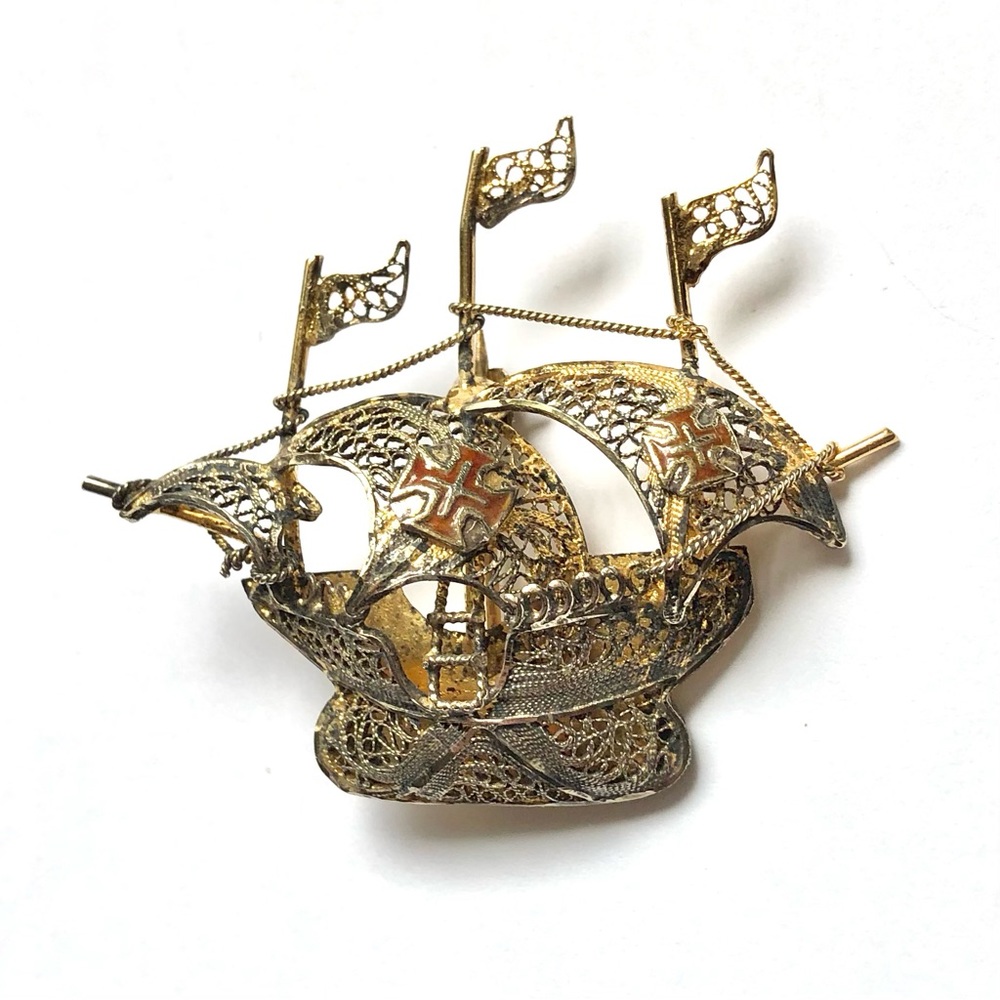 Vintage figural sterling silver filigree Spanish Galleon ship brooch
